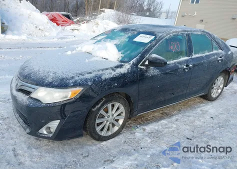 2012 Toyota Camry Xle V6 z USA, uszkodzony, nr VIN 4T1BK1FK0CU519429